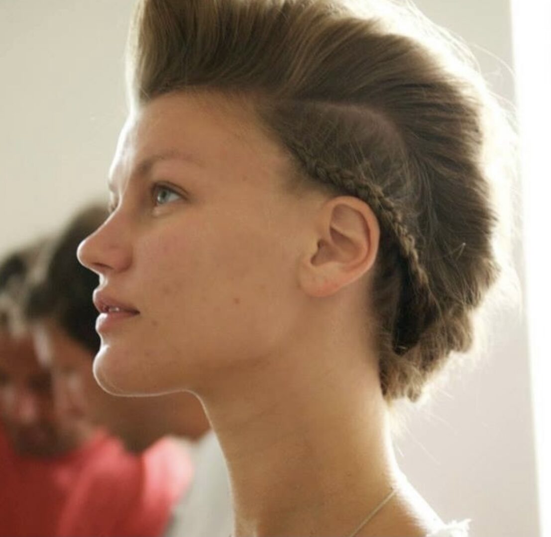 VCI Artists give trendy short haircut to a Model for a photoshoot